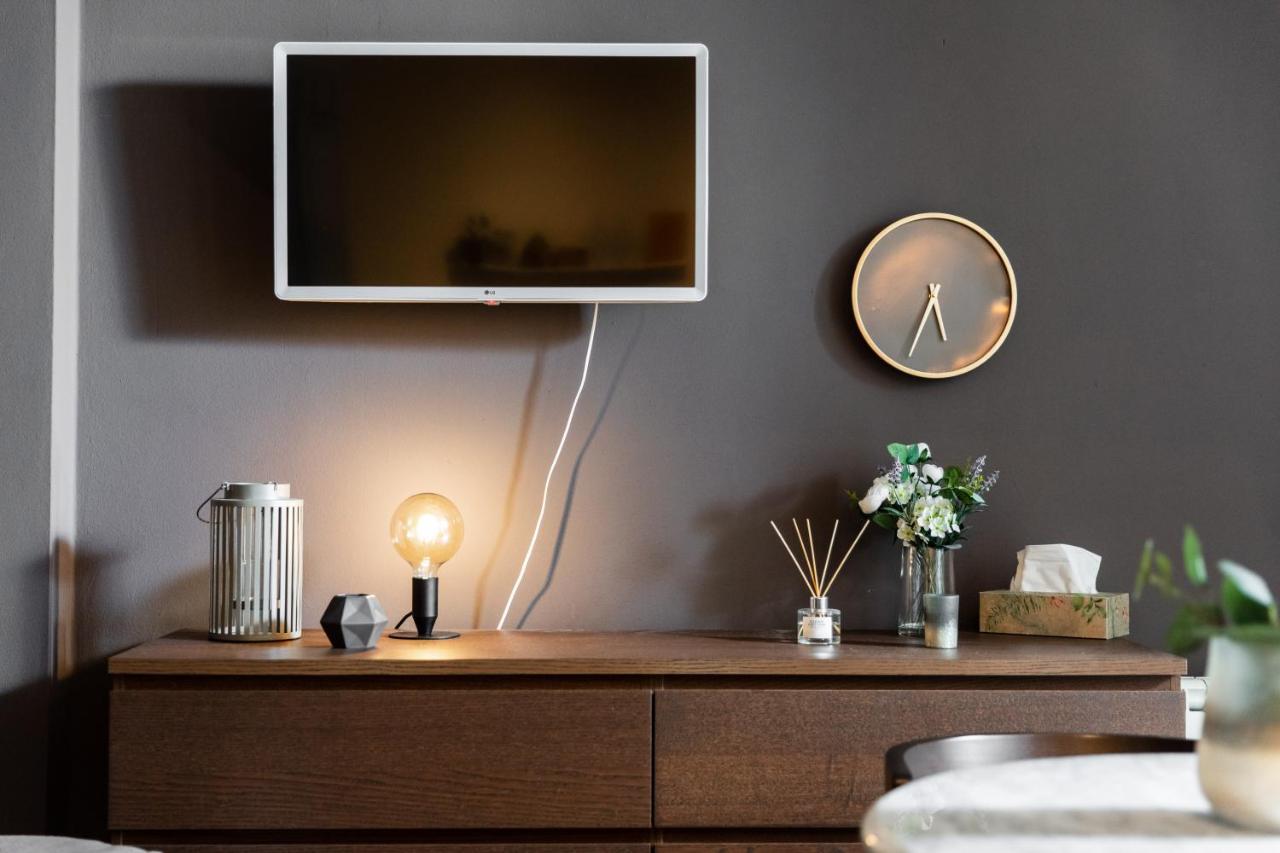 Cozy Modern In Prague's Absolute Center * Praha