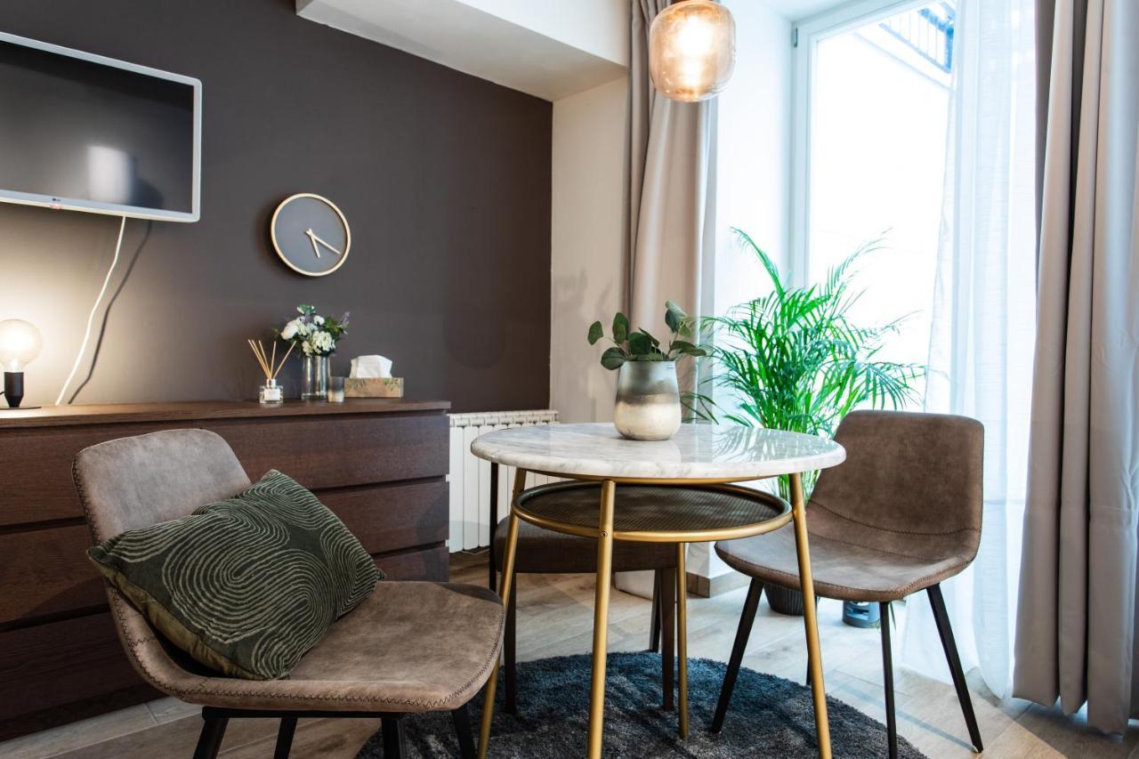 Cozy Modern In Prague's Absolute Center Praha